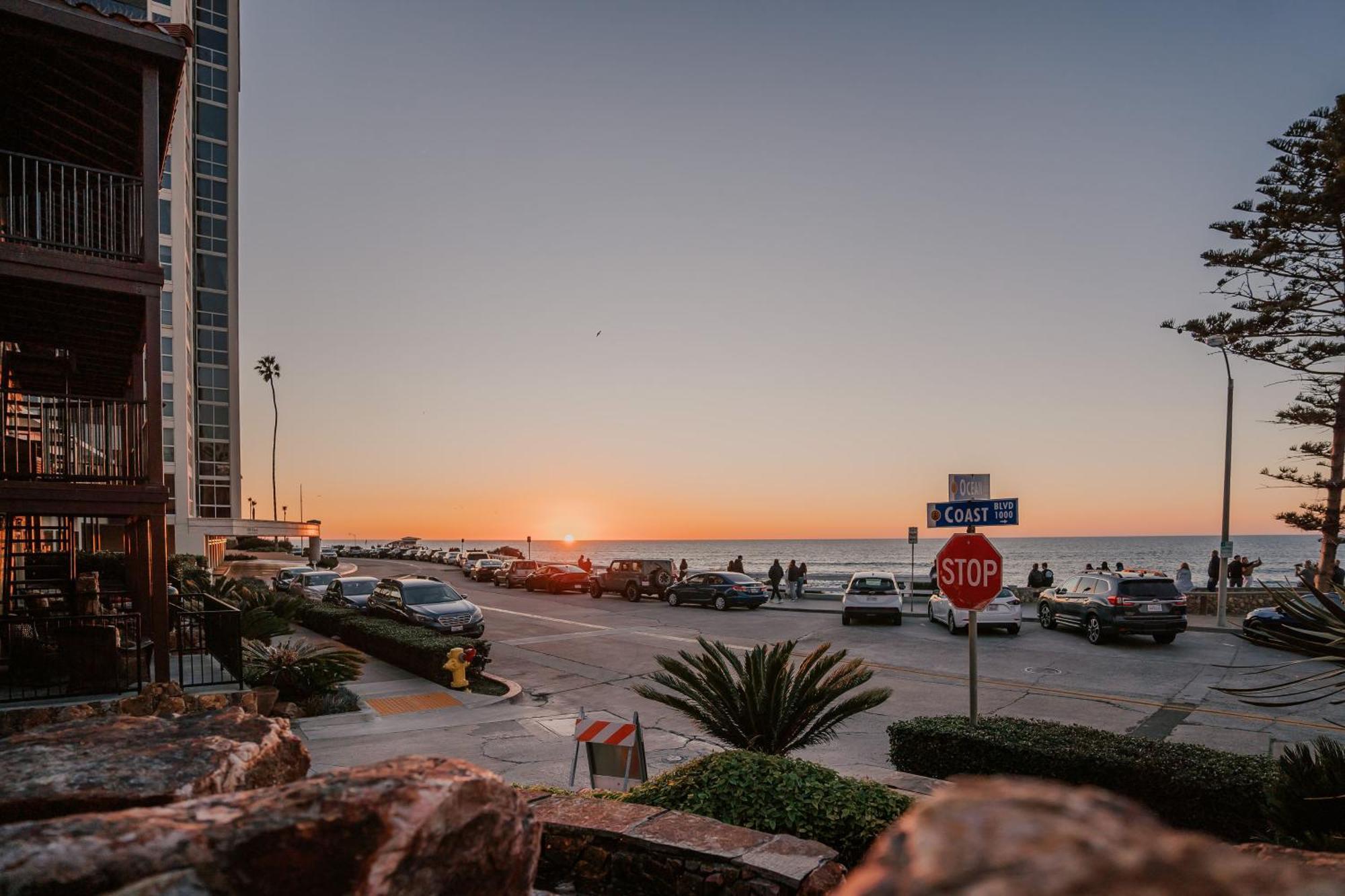 Pantai Inn San Diego Esterno foto